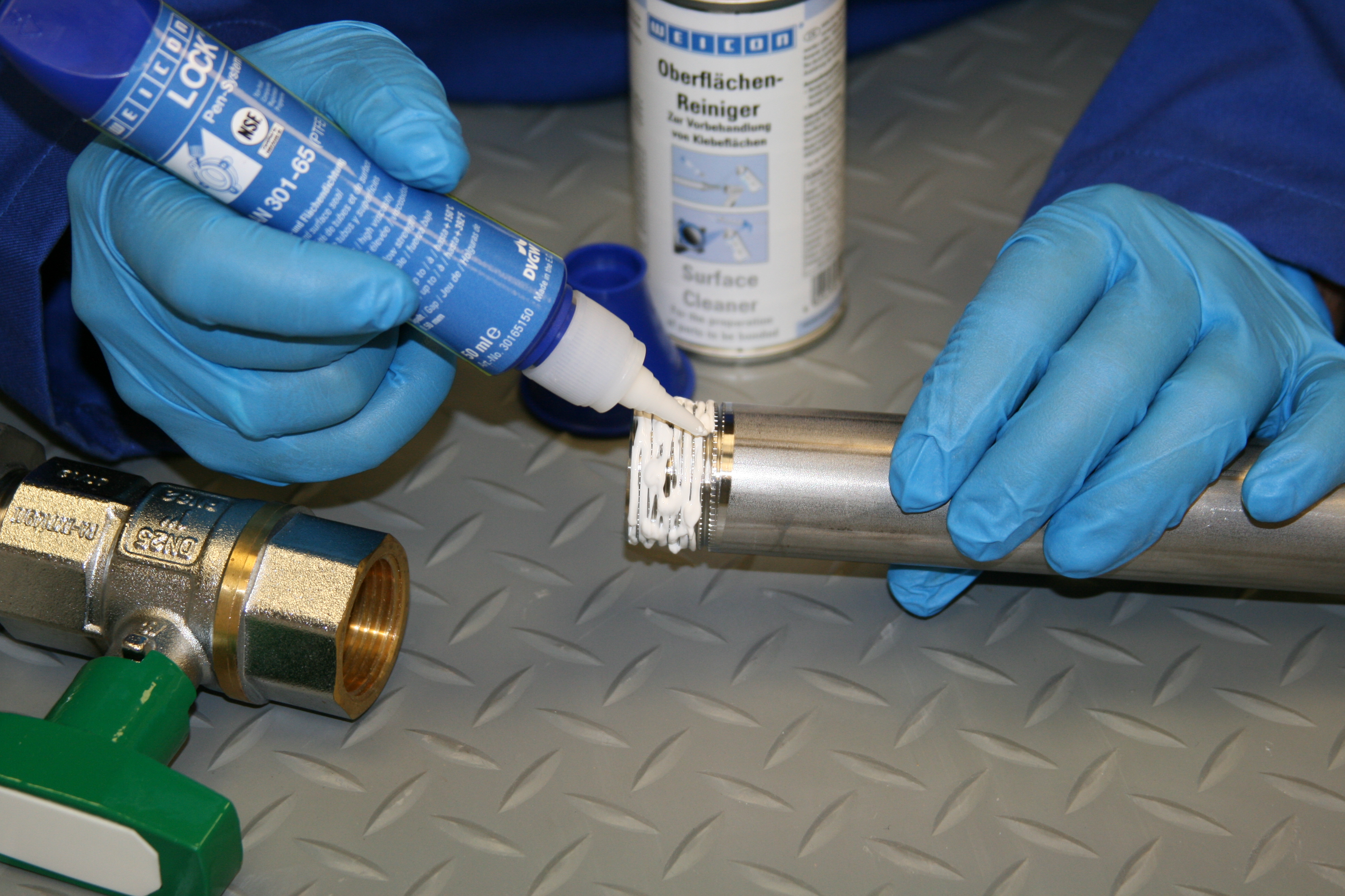WEICONLOCK® AN 301-65 | met PTFE, gemiddelde sterkte, met drinkwatergoedkeuring