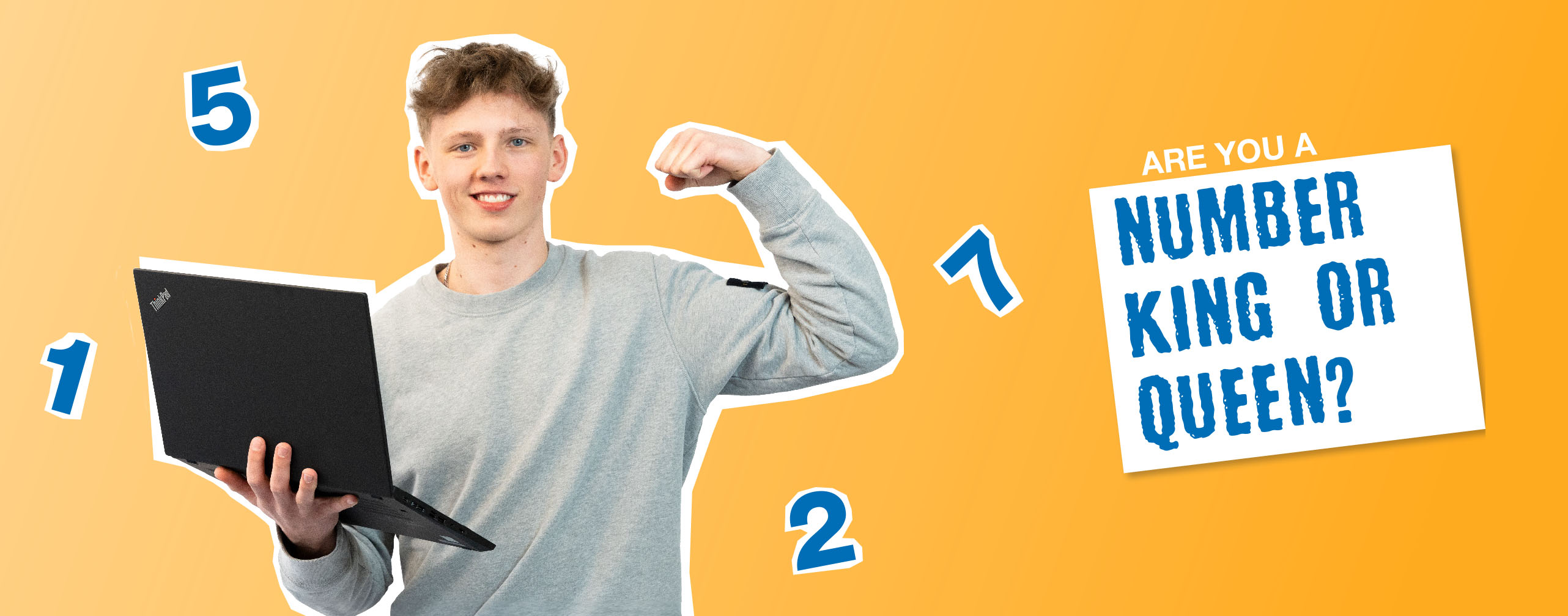 Jonge man met laptop in de hand, lachend, omringd door cijfers, met daarnaast de tekst “Ben je goed met cijfers?”