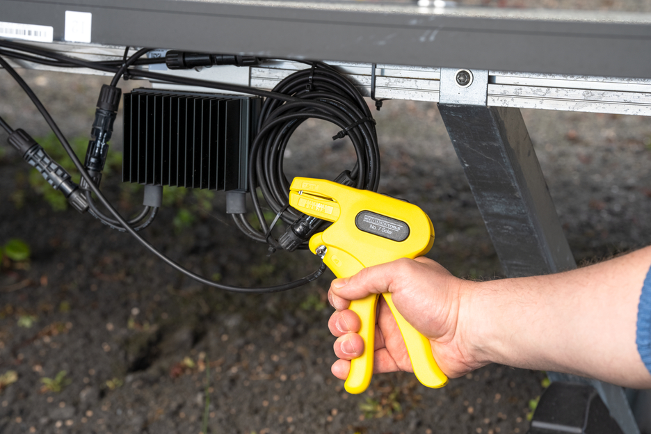 Striptang No. 7 Solar | Voor het strippen en afstrippen van gewone fotovoltaïsche kabels met een doorsnede van 1,5 - 10 mm².