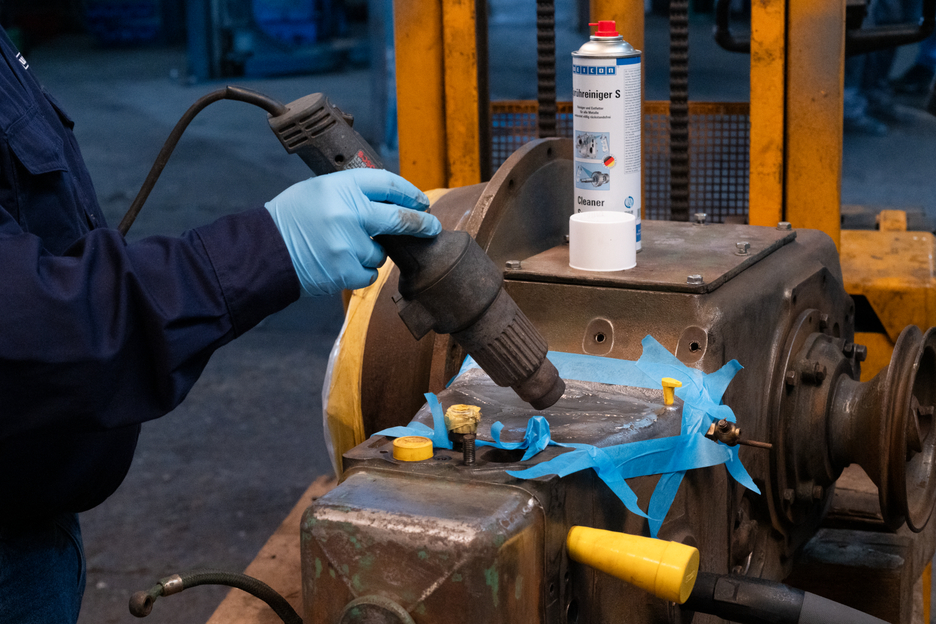 WEICON HB 300 | Met staal gevuld, hittebestendig epoxyharssysteem voor reparatie en spuitgieten