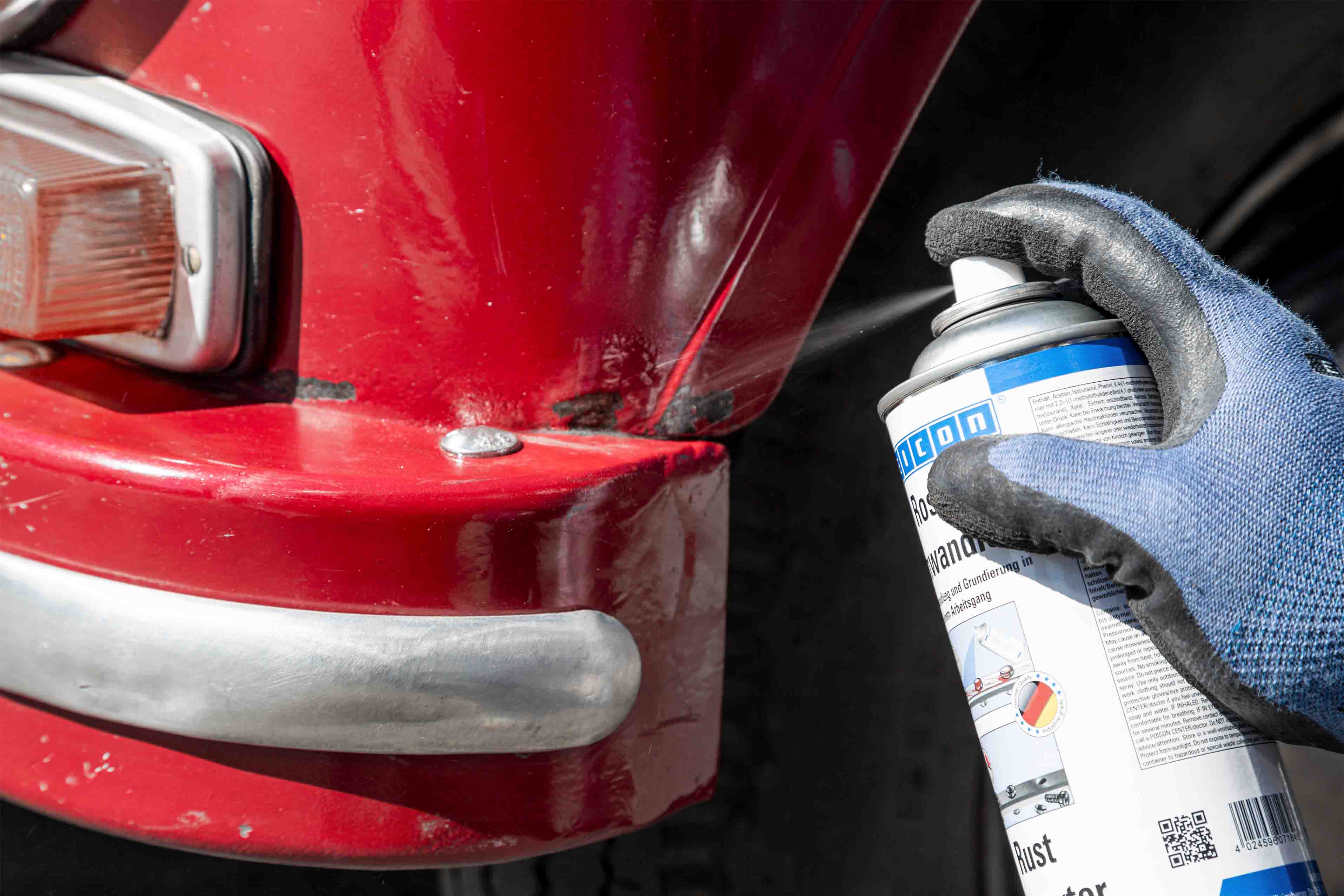 motorcycle, helmet, spray, rust, gloves