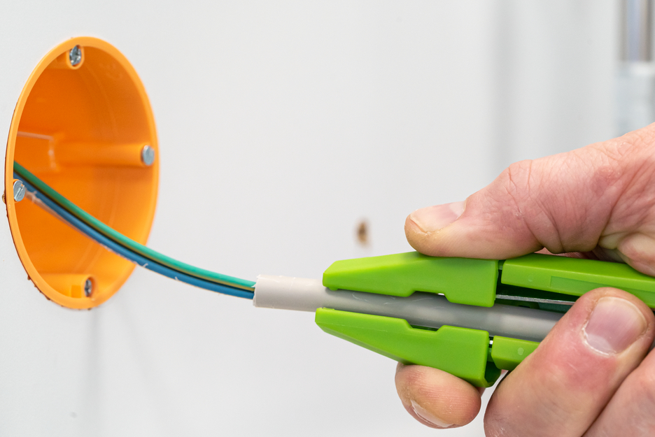 Quadro stripper No. 100 Groene lijn | Duurzaam afbijtgereedschap I Multifunctionele afbijtgereedschap I Werkbereik afbijt 0,5 - 16 mm² I Afbijt 4 - 13 mm Ø
