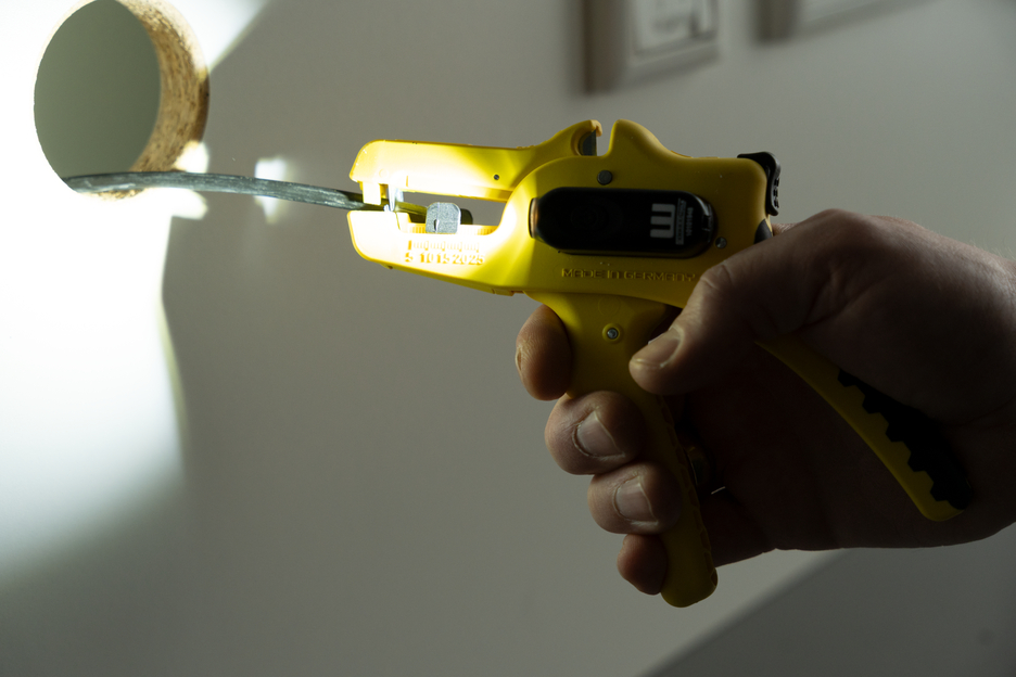 LED Werklamp | Drie helderheidsniveaus zorgen voor optimale zichtbaarheid en veilig werken in donkere werkomgevingen