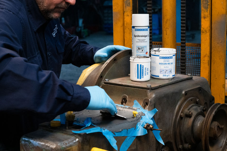 WEICON HB 300 | Met staal gevuld, hittebestendig epoxyharssysteem voor reparatie en spuitgieten