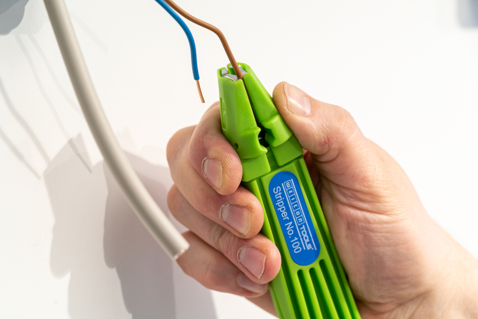 Quadro stripper No. 100 Groene lijn | Duurzaam afbijtgereedschap I Multifunctionele afbijtgereedschap I Werkbereik afbijt 0,5 - 16 mm² I Afbijt 4 - 13 mm Ø