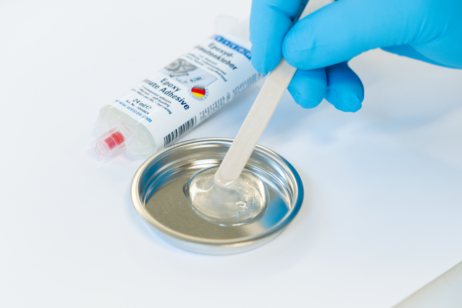 Epoxy Minutenlijm | Universeel toepasbare, hittebestendige epoxyharslijm.