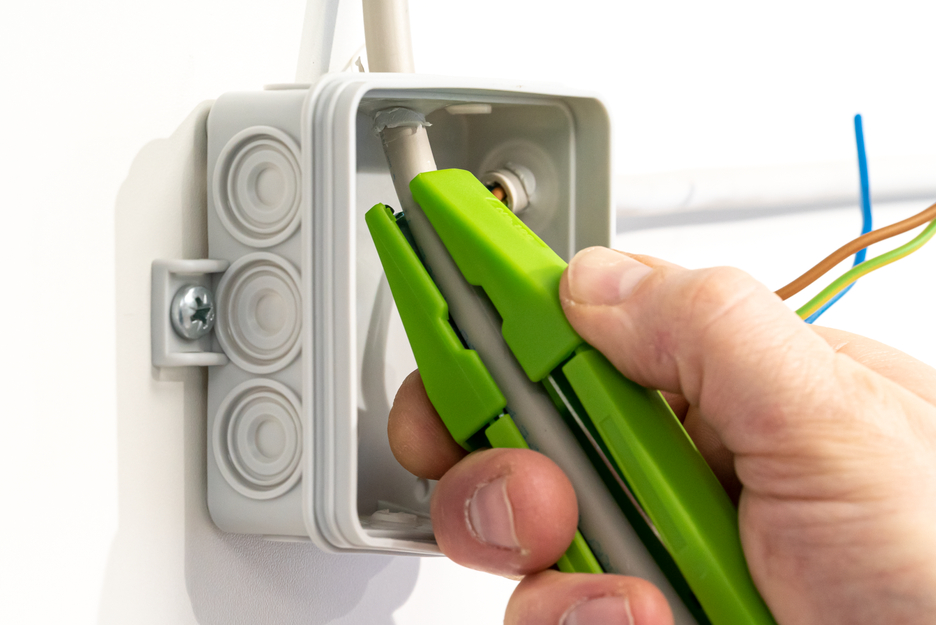 Quadro stripper No. 100 Groene lijn | Duurzaam afbijtgereedschap I Multifunctionele afbijtgereedschap I Werkbereik afbijt 0,5 - 16 mm² I Afbijt 4 - 13 mm Ø