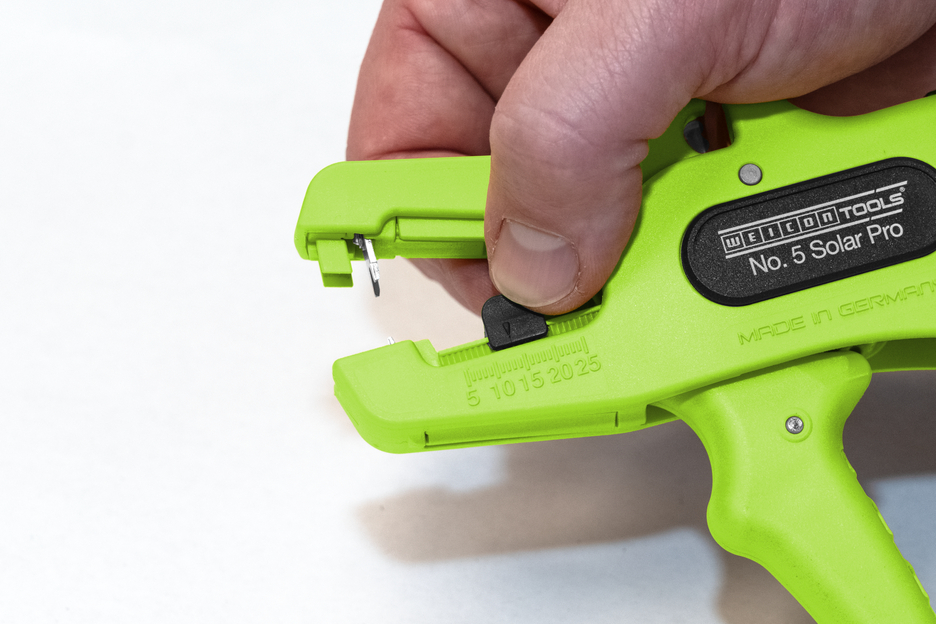 Striptang No. 5 Solar Pro Green Line | Strippers gemaakt van maximaal 97% hernieuwbare grondstoffen