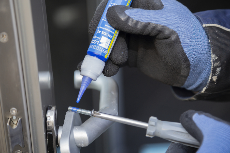 WEICONLOCK® AN 302-43 | gemiddelde sterkte, hogere viscositeit, met drinkwatergoedkeuring