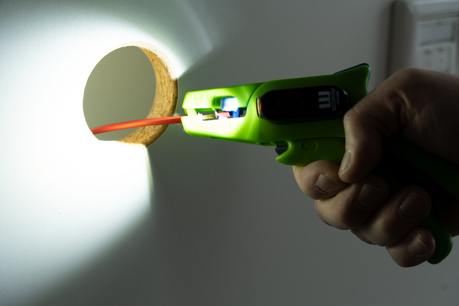 LED Werklamp | Drie helderheidsniveaus zorgen voor optimale zichtbaarheid en veilig werken in donkere werkomgevingen