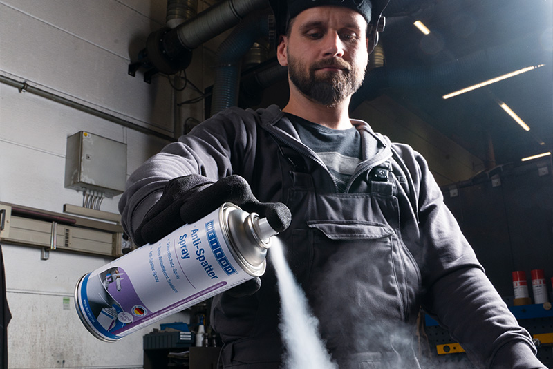 spray can, air dusting, workwear, mechanic, industrial spray