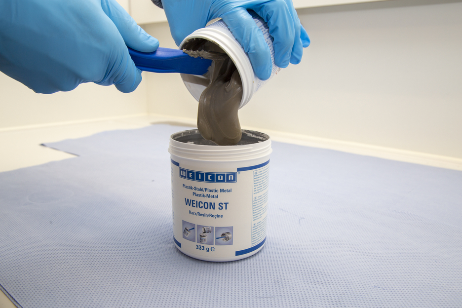 WEICON ST | Met metaal gevuld epoxyharssysteem voor reparatie en spuitgieten