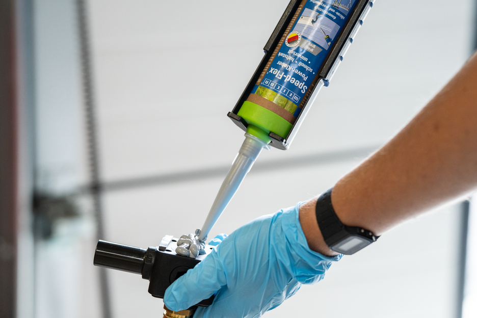 Speed-Flex® | Lijm en afdichtmiddel met hoge viscositeit en sterke aanvangshechting op basis van MS-polymeer